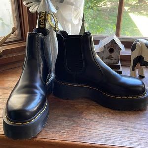 Platform Doc Marten boot